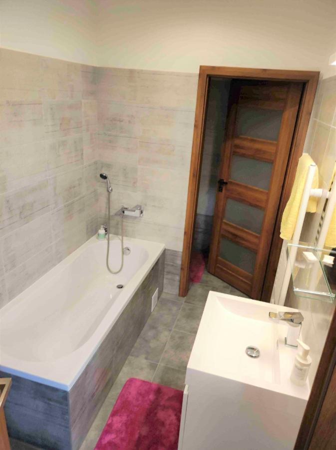Apartman รีมารอฟ ภายนอก รูปภาพ